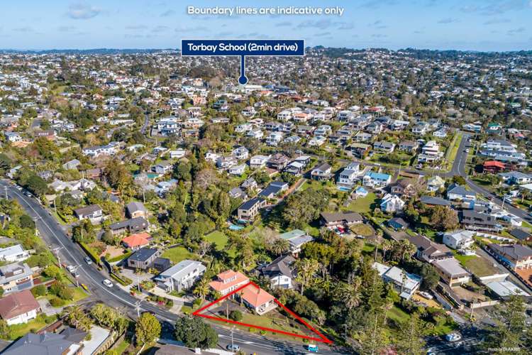 2/918 Beach Road Waiake_13