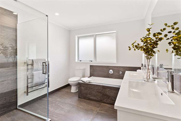 9 Awatiro Drive Kaukapakapa_16