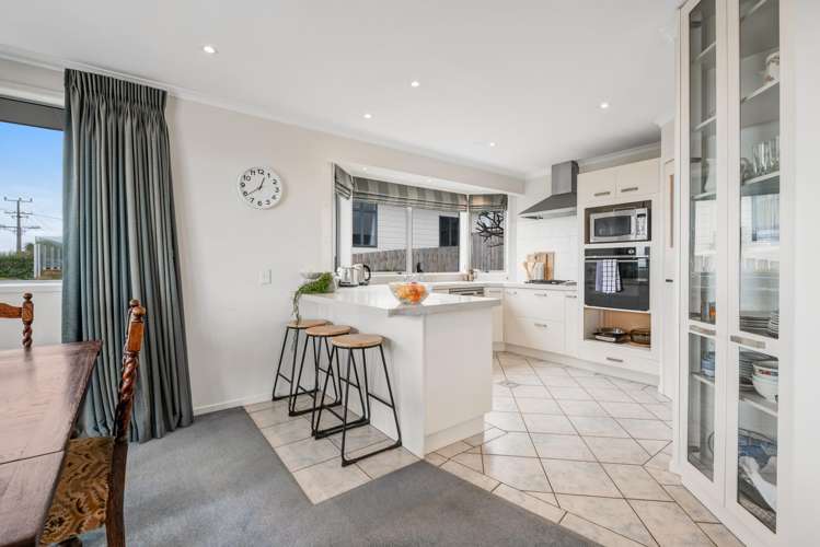 43 Waiora Road Stanmore Bay_5