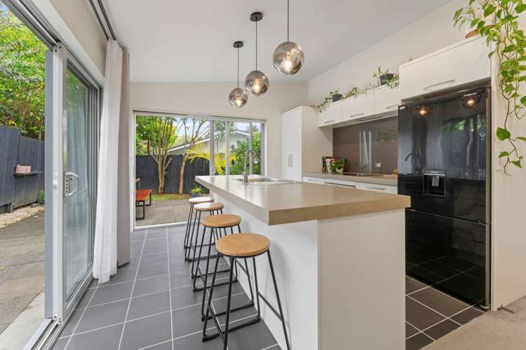 38a Sequoia Place Sunnynook_5