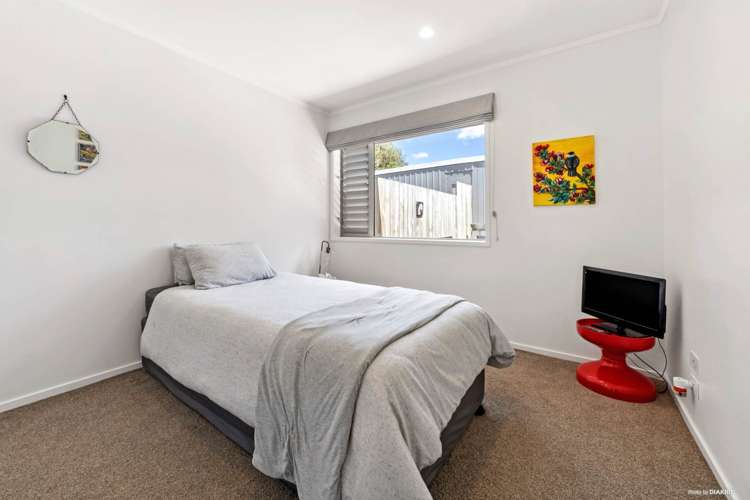 2/6 Poseidon Place Half Moon Bay_9