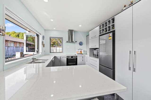 19 Edgewater Street Waikanae_3