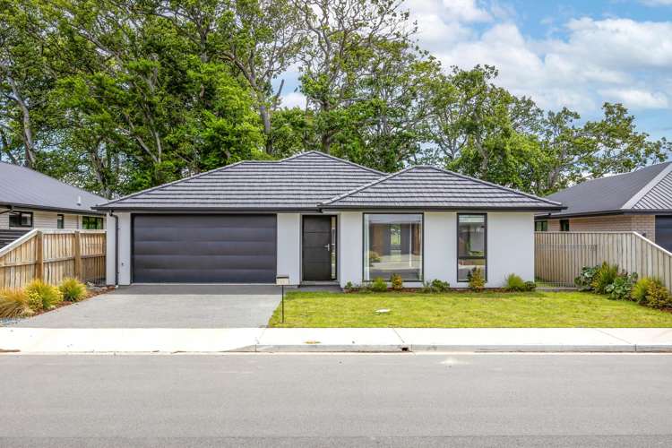 25 Crossley Avenue_0