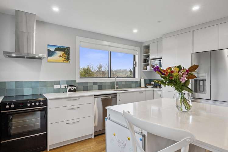 10 Salmond Street Halfway Bush_10