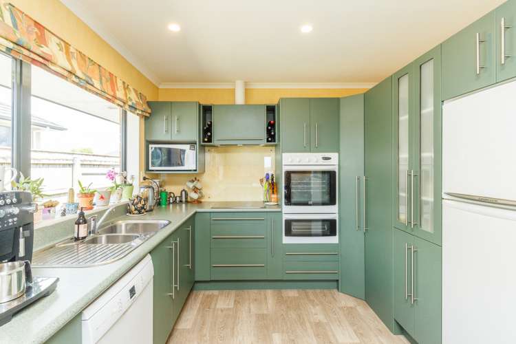 125 Pacific Drive Fitzherbert_6