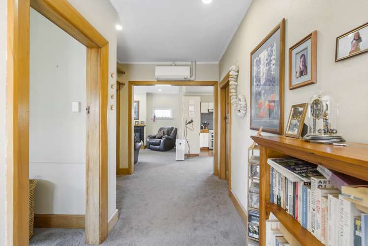 19 Hillview Crescent Highfield_15