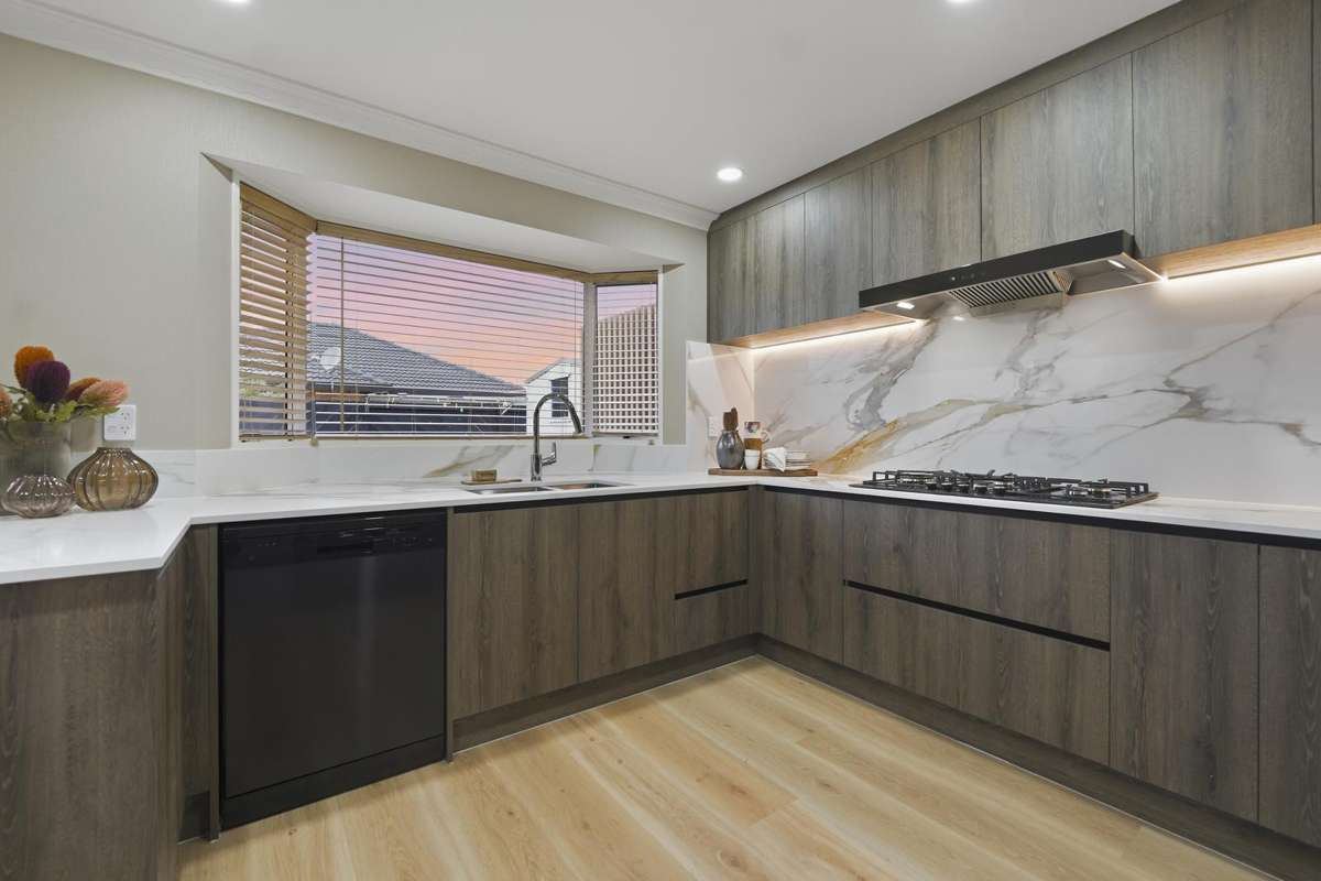 95 RUSSLEY DRIVE_4