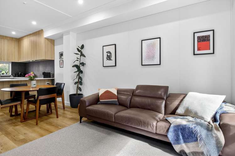 13 Parkwood Avenue Westgate_4