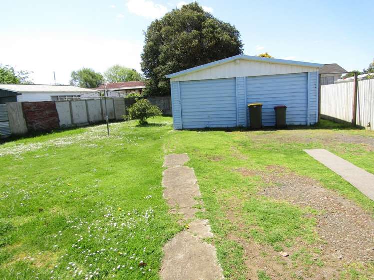 5 Crispian Place Manurewa_10