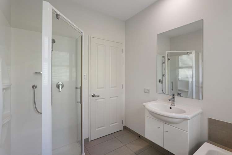 18 Kenmure Drive Huntsbury_18