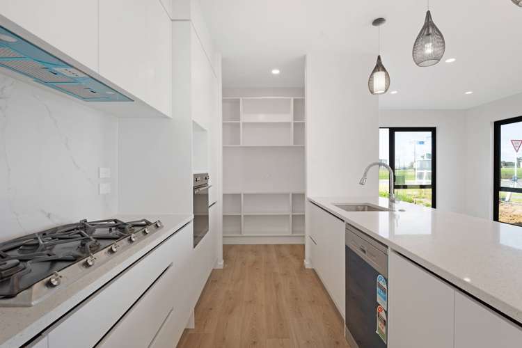 14 Uatoto Road Clarks Beach_2