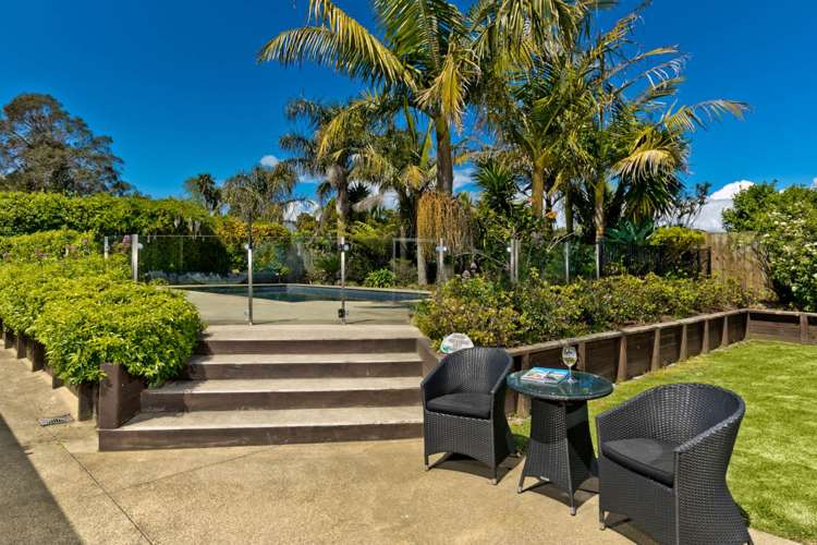 5 Kimberly Grove Greenhithe_9