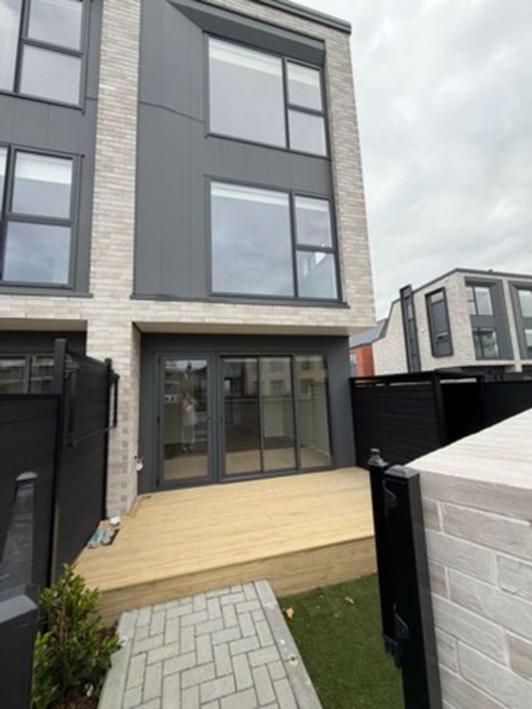 3/1335 Victoria Street Beerescourt_1