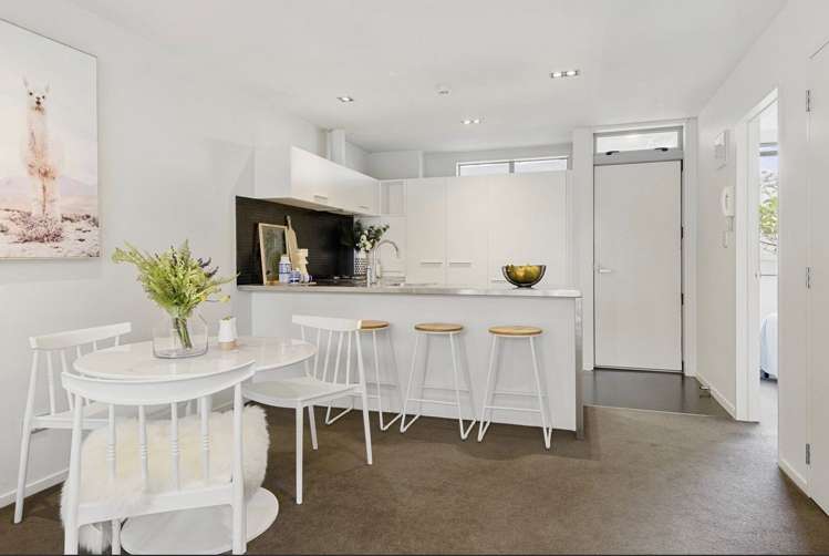 3p/435 New North Road Kingsland_1