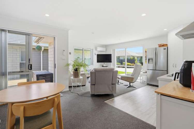 42 Arrow Close Papamoa_2