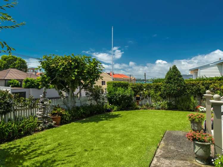 7 Church Street Devonport_5