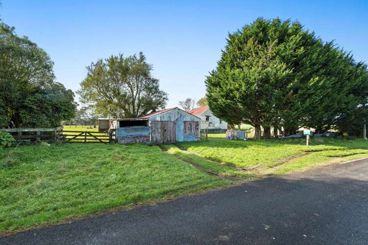 324 Block 8 Road Waitotara_22