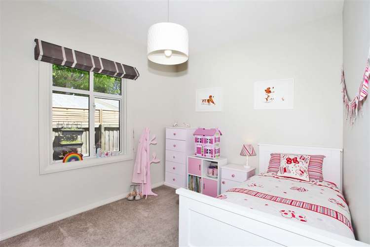 15 Woodville Street Edgeware_11