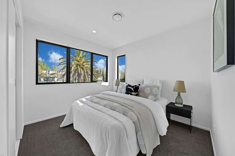 Lot 1&2/5 The Boulevard Sunnyhills_15