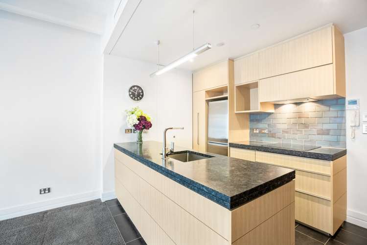 301/103 Symonds Street Grafton_5