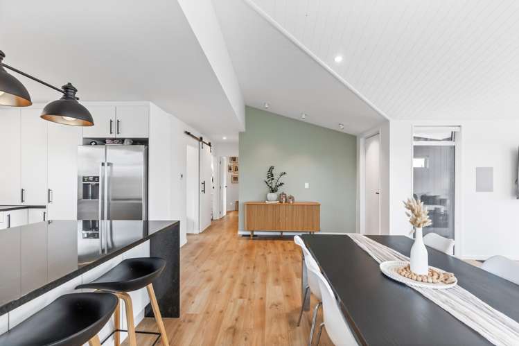 24 Maude Street Riverhead_20