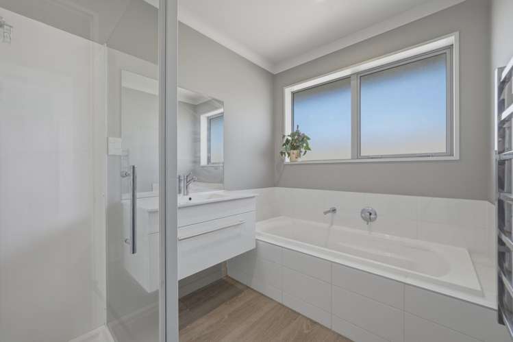 11 Walter Place Kirwee_13