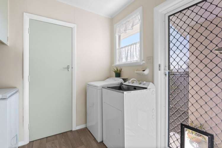 22 Mitchell Street Redwoodtown_16