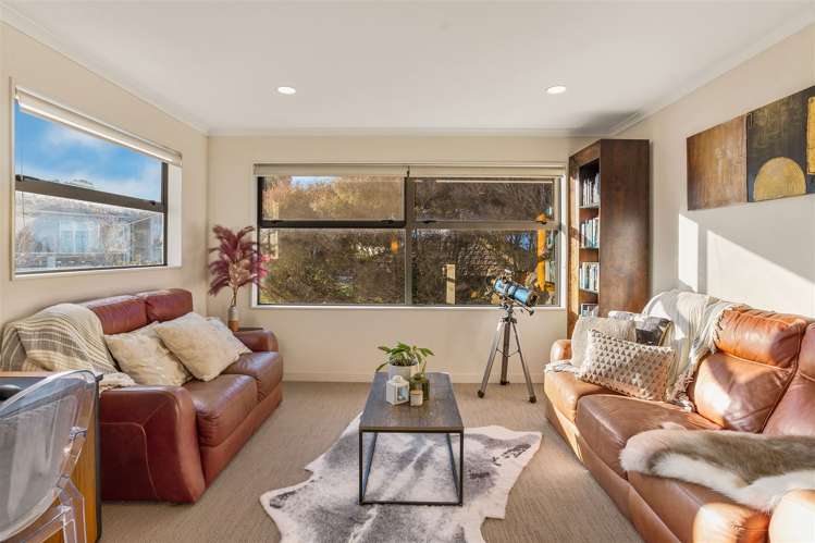 33 Chateau Rise Flat Bush_15