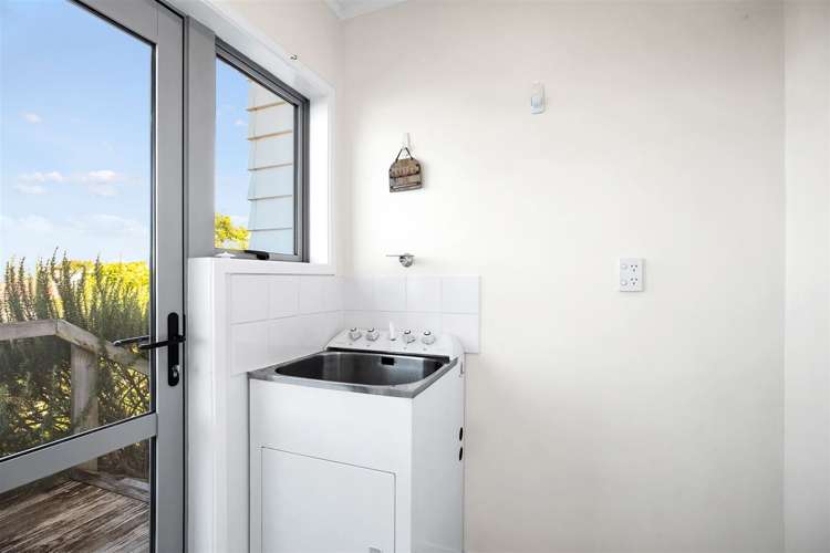 1b Poland Street Paeroa_14