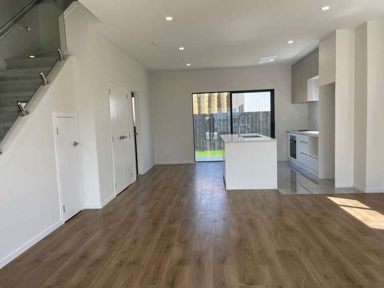 36b Crestview Rise Papakura_6