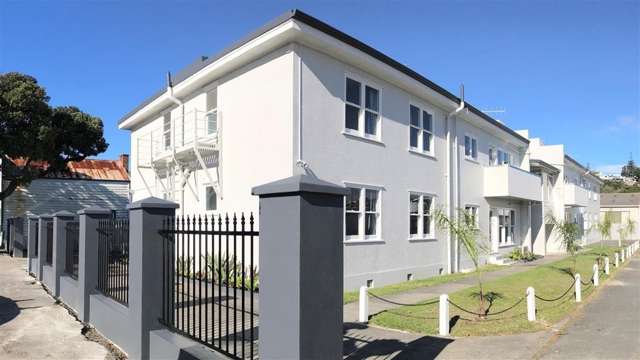 Waghorne Street , Ahuriri
