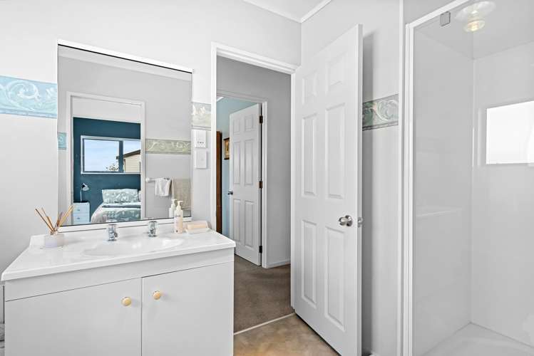 43 Ridgeway Drive Kamo_10