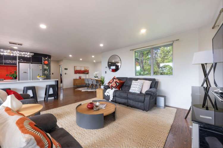 19 Mccahon Place Titirangi_5