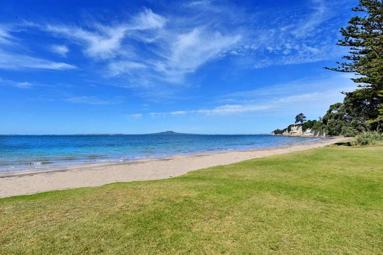 7/6 Beach Front Lane Browns Bay_23