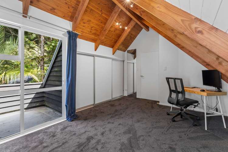 1 Dorothy Road Laingholm_11