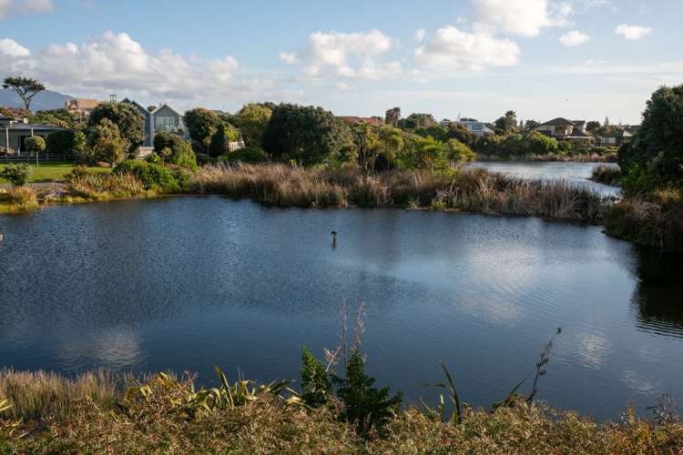 18 Takahe Drive Paraparaumu Beach_35