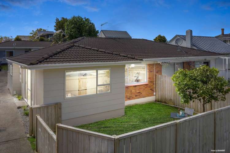 1/71 Spring Street Onehunga_0