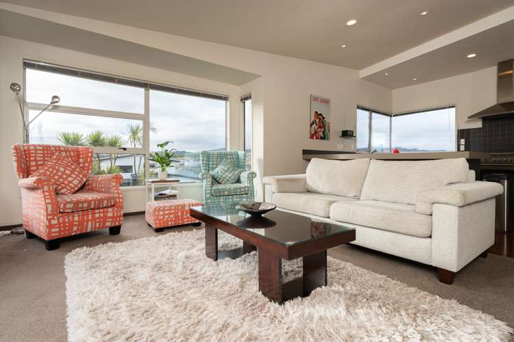 16 Neston Grove Churton Park_8