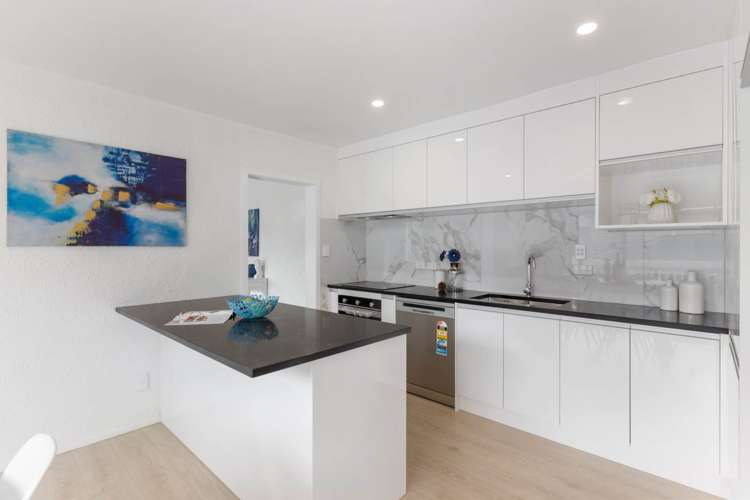 1/18 Jonathan Place Sunnynook_6