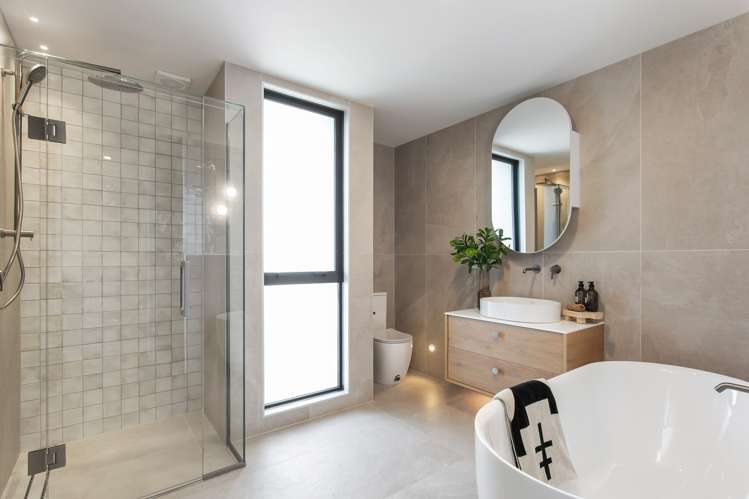 37 Office Road Merivale_13