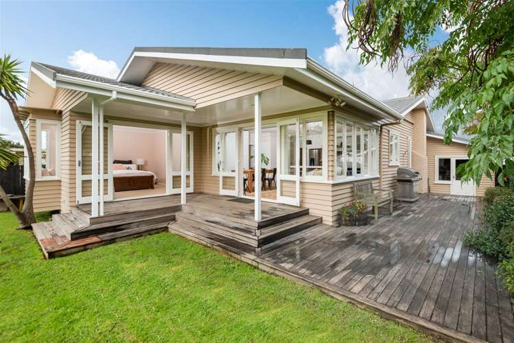 4 Creamer Avenue Belmont_25