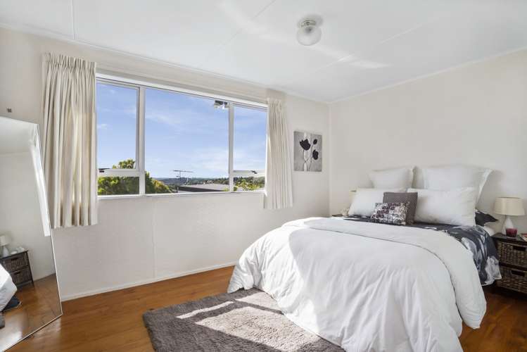 15 Highland Avenue Titirangi_15