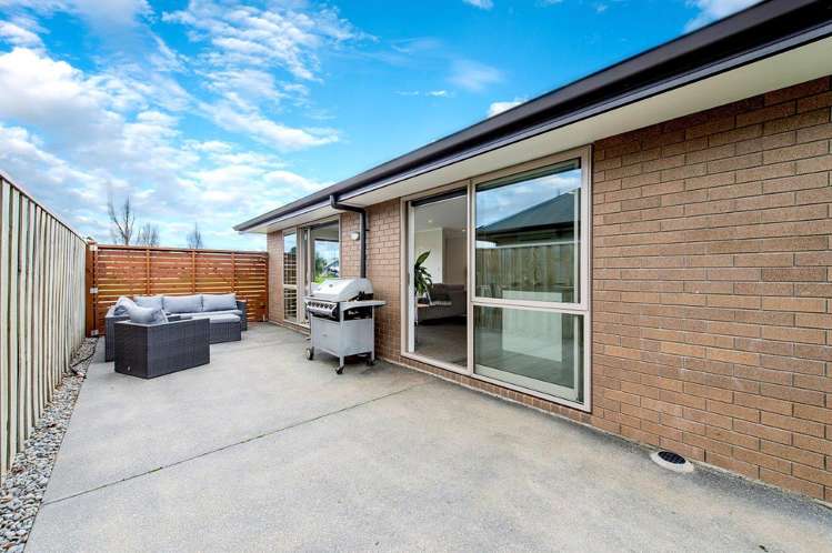 26 Shillingford Boulevard Rolleston_12
