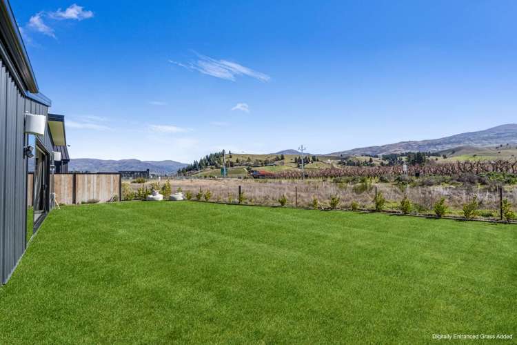 83 Magnum Drive Cromwell_18