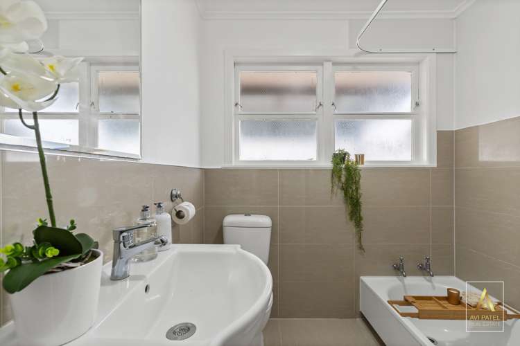 1/4016 Great North Road Glen Eden_10