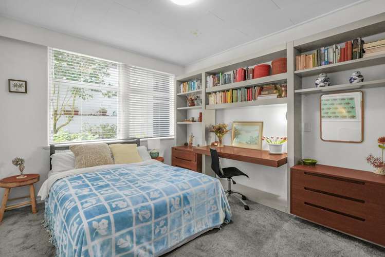 6/4 Gill Road Eastbourne_12