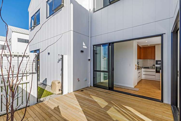 4 Green Bamboo Road Hobsonville_21