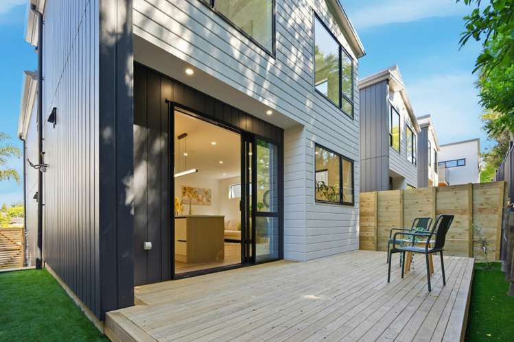 48 Hilling Street Titirangi_13