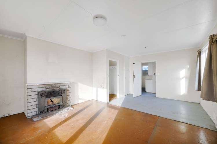 12 Edinburgh Street Patea_8