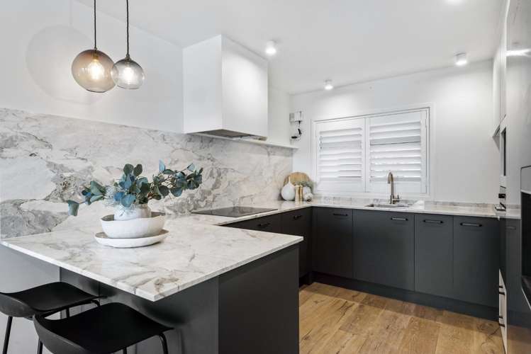 2/277 Tamaki Drive Kohimarama_13